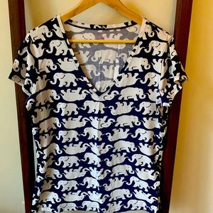 Lilly pulitzer tshirt. Large. Worn 1-2 times.